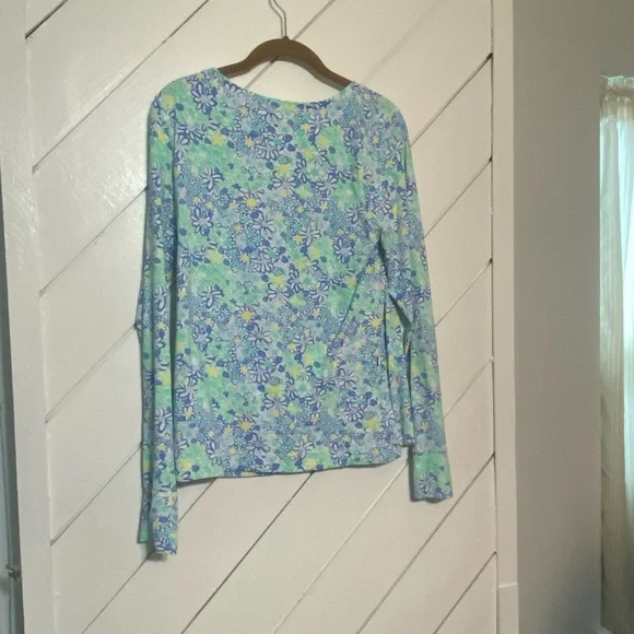 Lilly Pulitzer Blue and Green Floral Long Sleeve Top - Picture 2 of 2